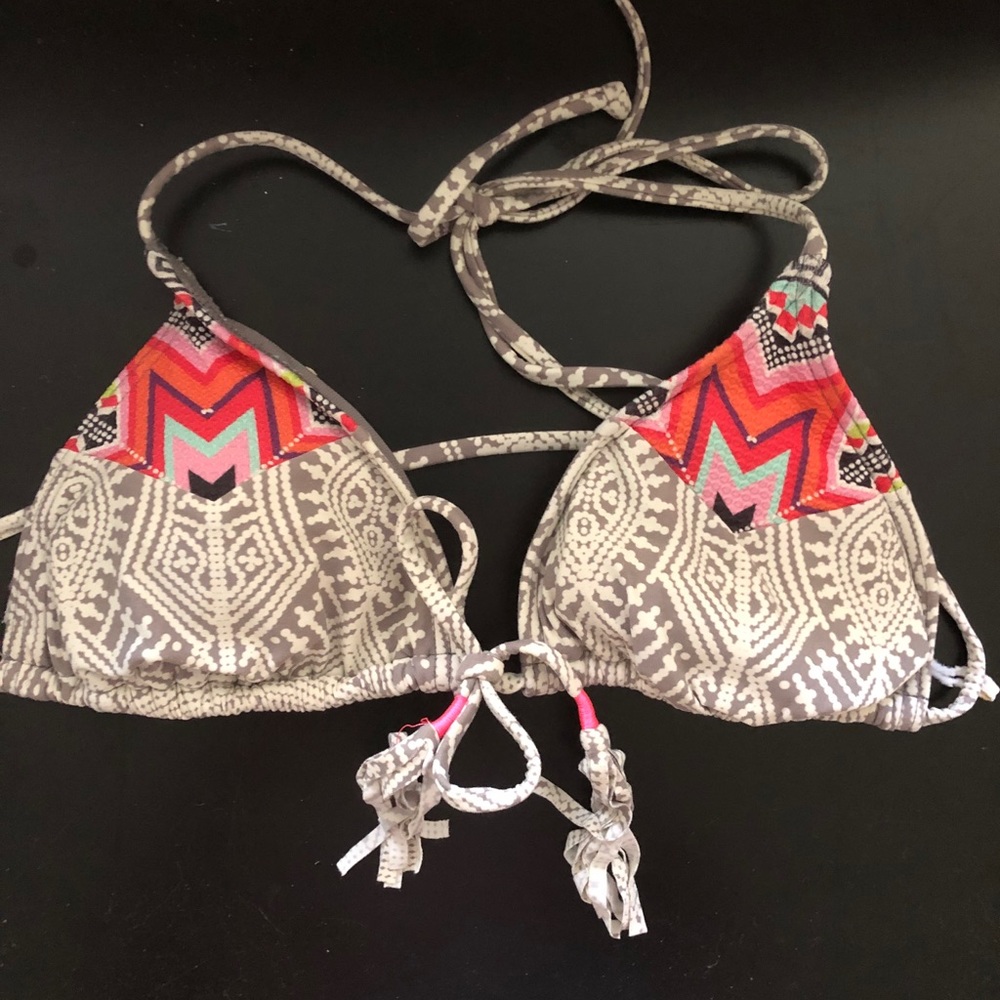 Swimsuit top triangle